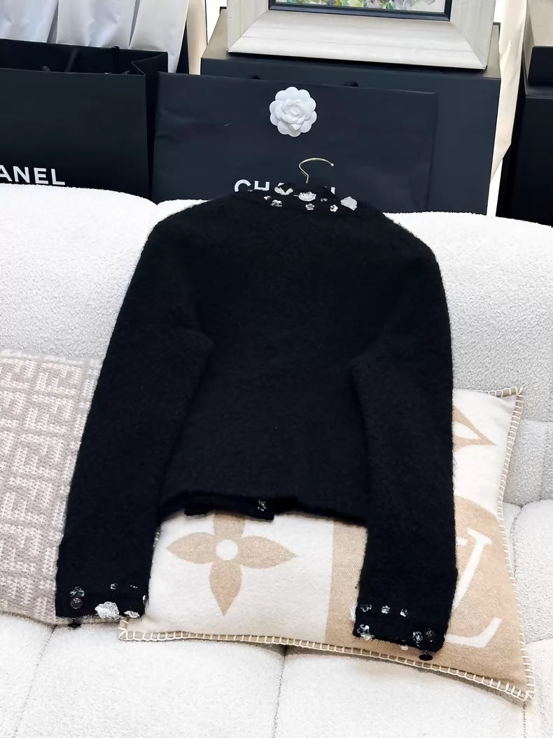 Chanel 22B black & white cashmere cardigan