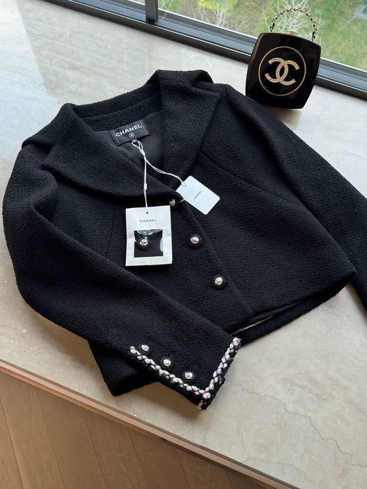 Chanel 24K black tweed Jacket