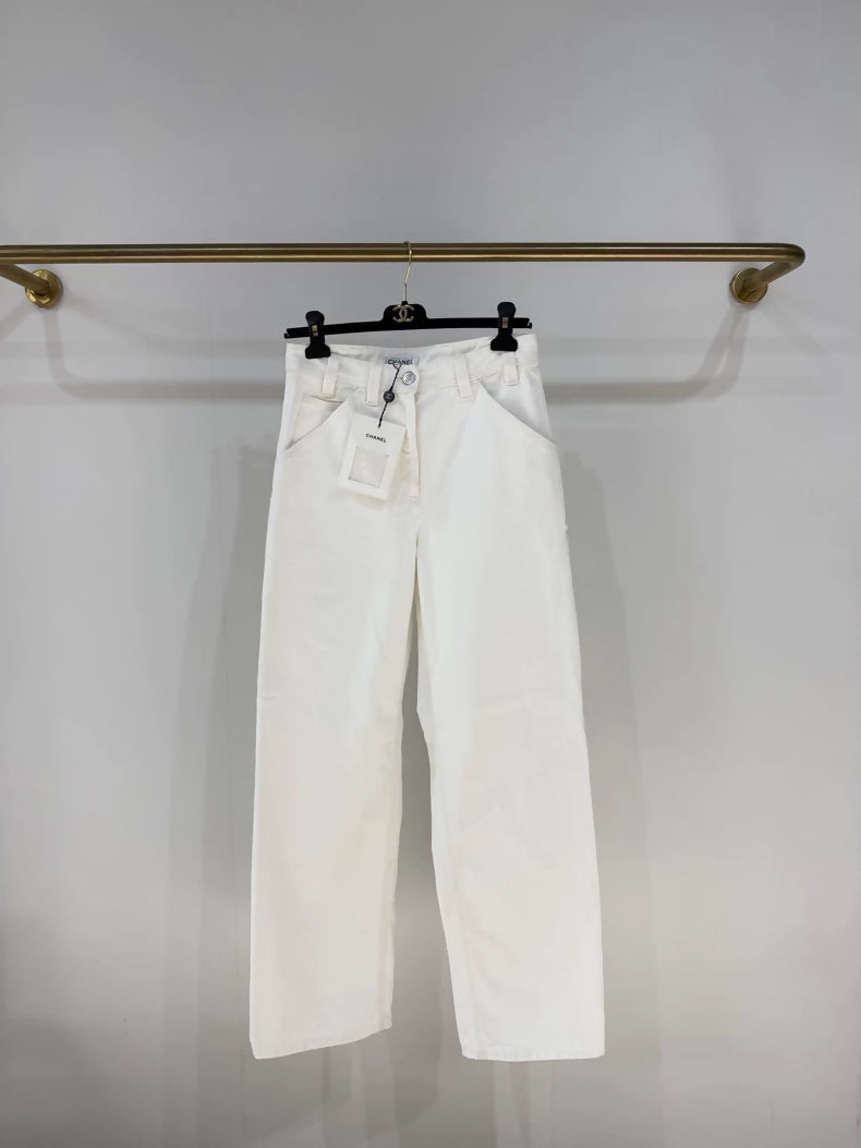 Chanel 26p white jeans