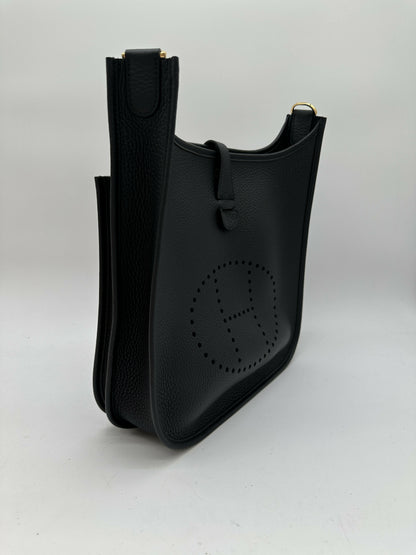 Hermès Evelyne III 29 Black GHW Stamp K