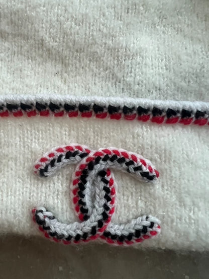 Chanel 25C beanie