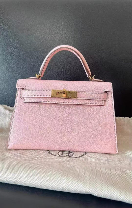 Hermès Mini Kelly Rose Sakura Chèvre Leather Gold Hardware