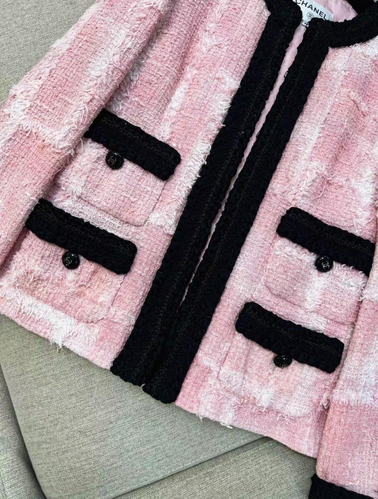 Chanel 22C Pink & black tweed jacket