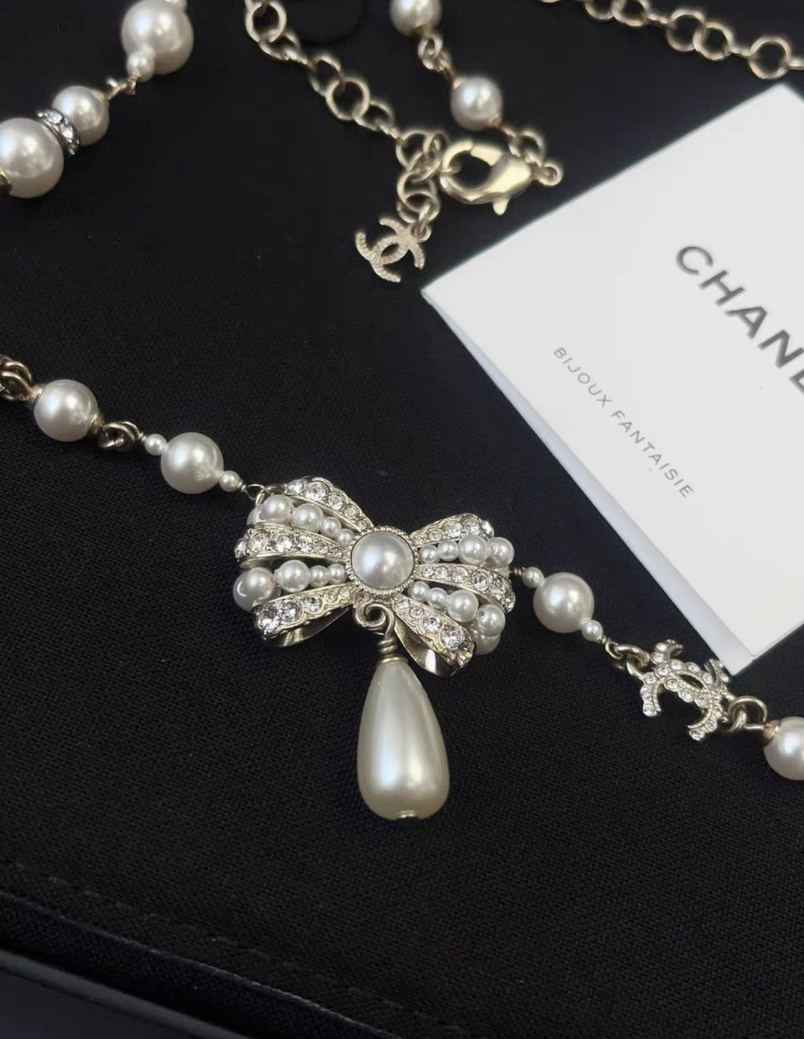 Chanel 20SS Bow Necklace in Stainless Steel with Faux Pearl and Rhinestone