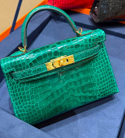 Hermes Mini Kelly 20 Vert Emeraude Shiny Alligator Gold hardware