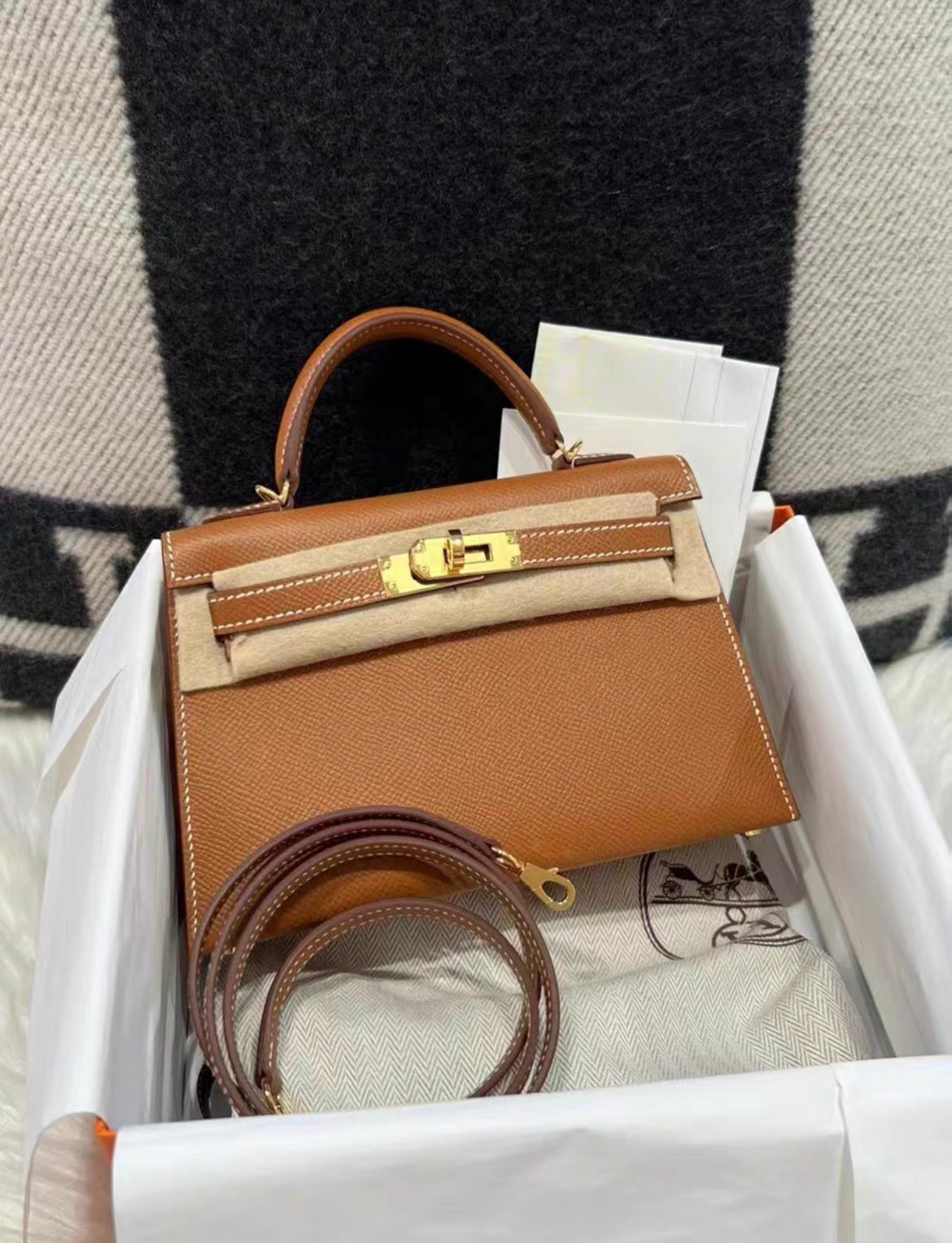 Hermès Kelly Mini Epsom Gold