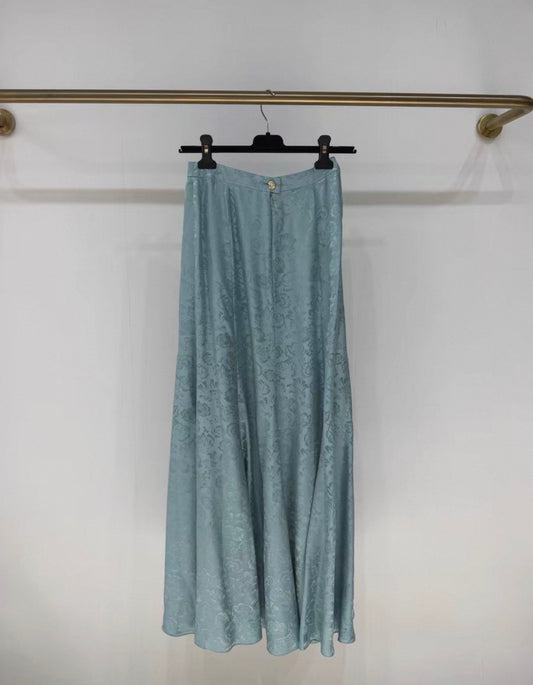 Chanel 25A green floral satin midi skirt
