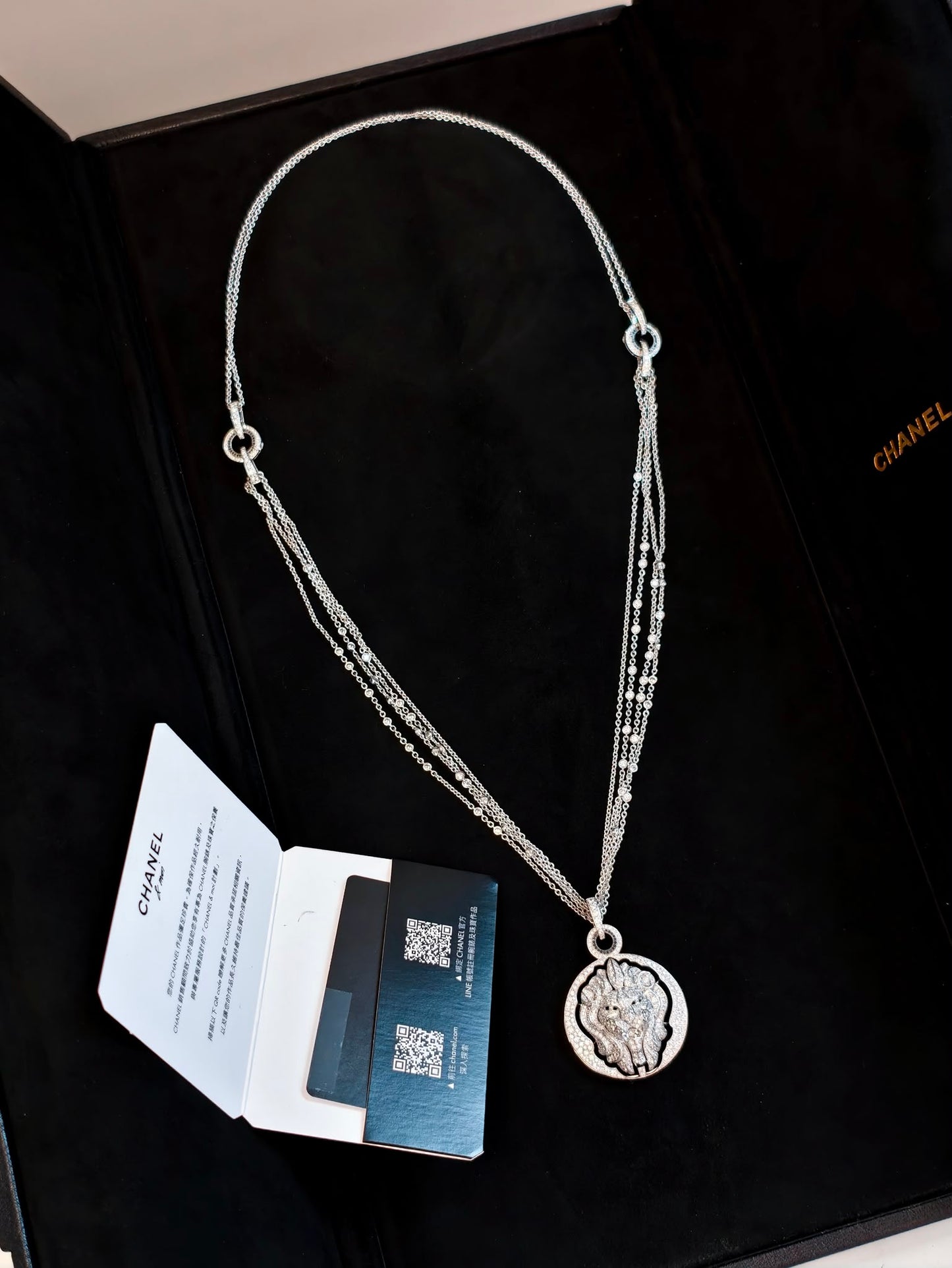 Chanel Lion Head White Gold Full Diamond Necklace
