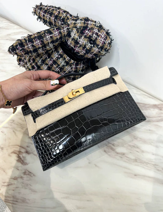 Hermès Kelly Pochette Black Shiny Alligator Gold Hardware