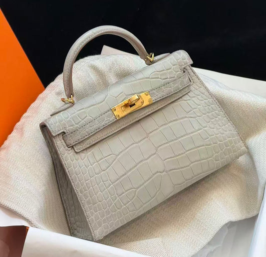 Hermes Mini Kelly 20 Gris Perle Matte Alligator Gold hardware