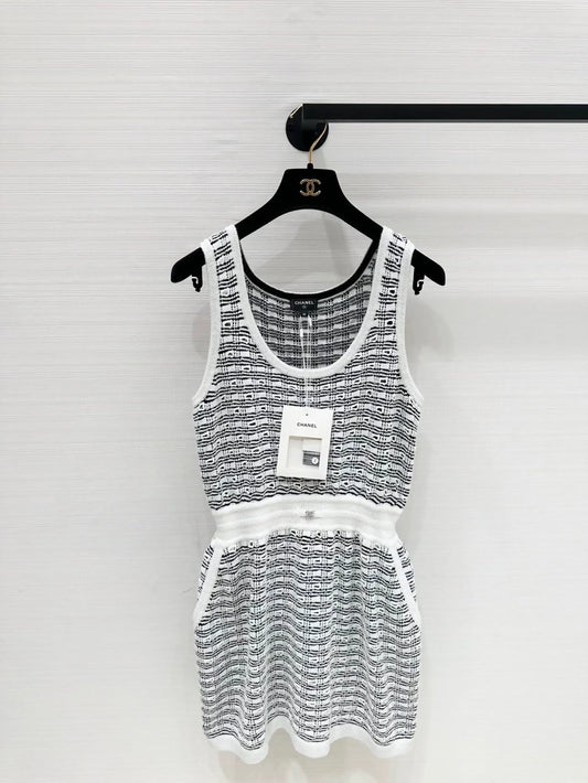 Chanel 23P Black & white dress