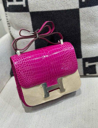 Hermès Constance 24 Fushia Shiny Alligator Palladium Hardware