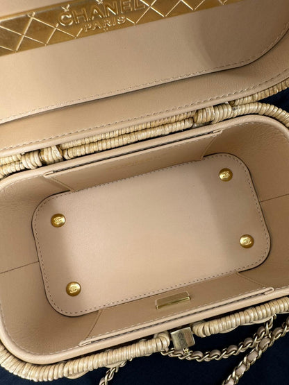 Chanel Cruise 2025/26 Vanity Case