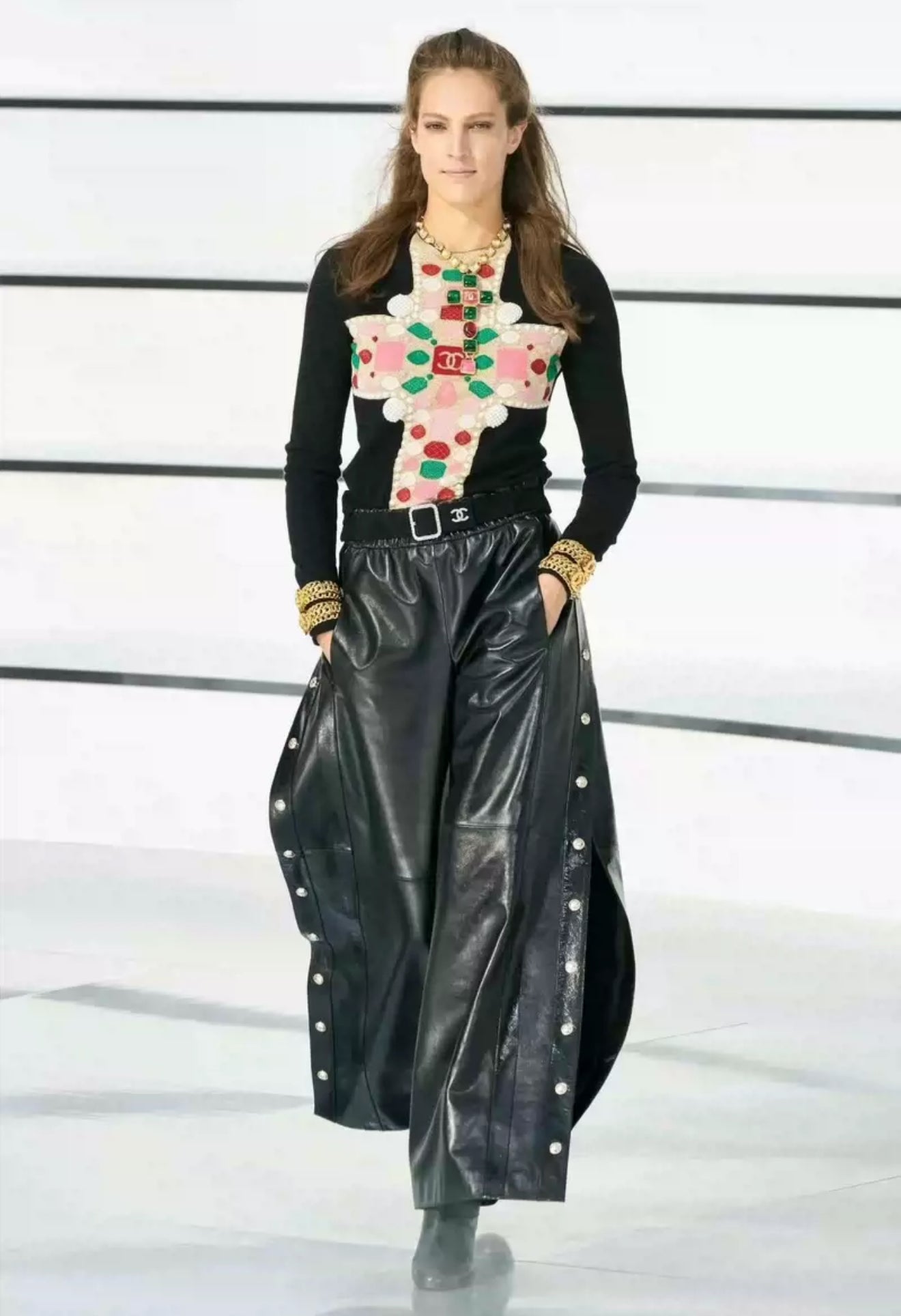 Chanel 2020 Fall/Winter Black Cashmere Knit Top
