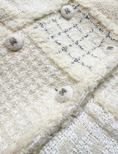 Chanel 21k white ecru tweed coat
