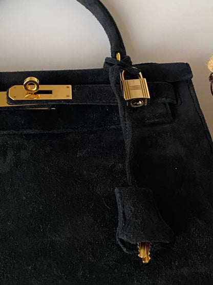 Hermes Kelly 28 Black Doblis leather Gold Hardware