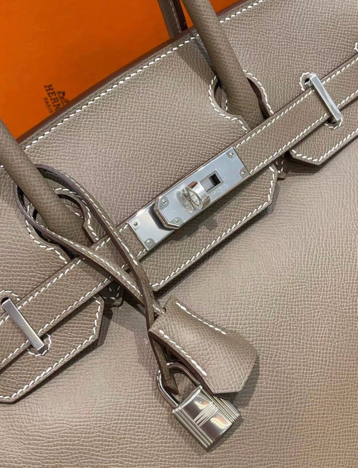 HERMÈS Birkin 30 handbag in Etoupe Epsom leather with Palladium hardware