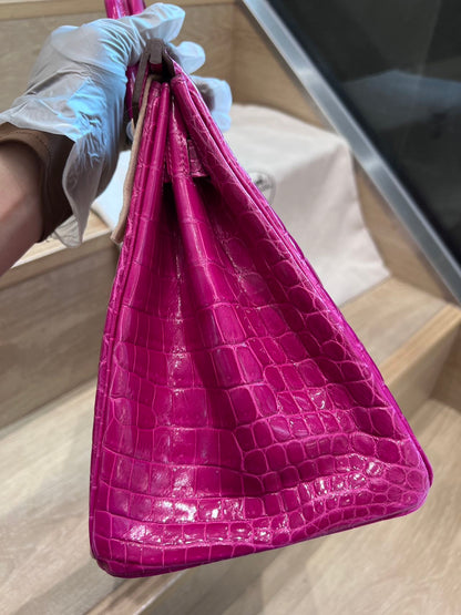 Hermès Birkin 30 Rose Scheherazade Shiny Niloticus Crocodile with Gold Hardware