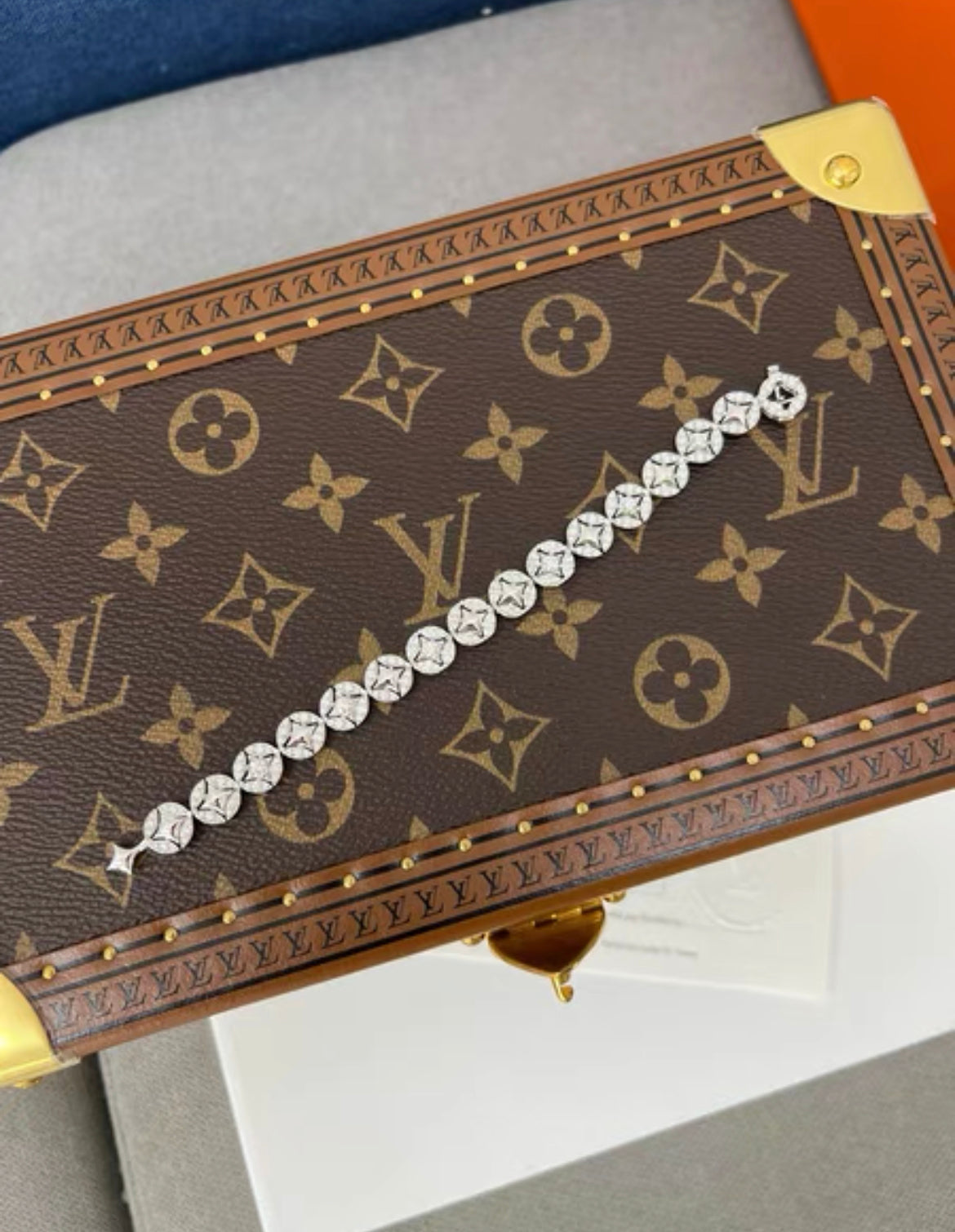 Louis Vuitton high-end jewelry Galaxie Monogram Bracelet