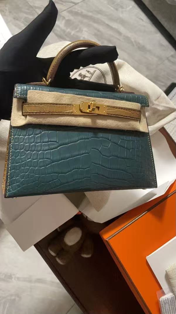 Hermes Mini Kelly 20 Vert Rousseau / Kraft Matte Alligator Gold Hardware