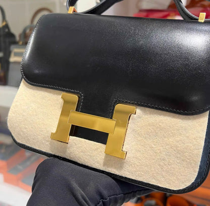 Hermes Constance 19 Mirror Black Box calf leather Gold hardware