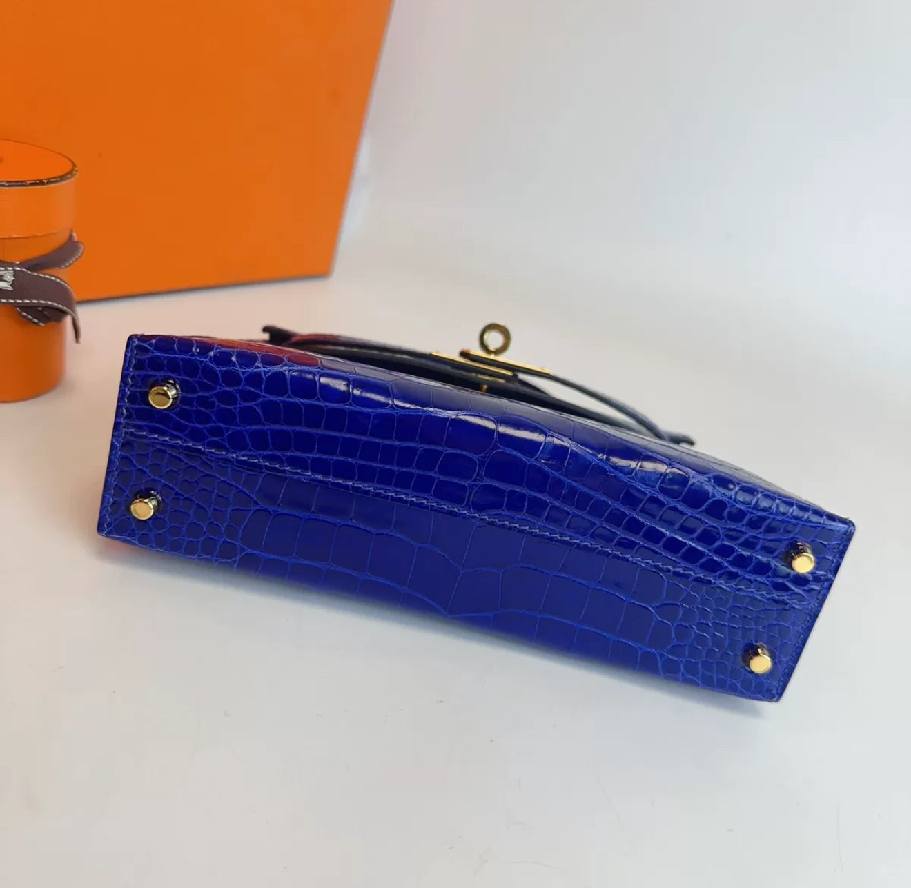 Hermès Mini Kelly Electric Blue Shiny Alligator Leather Gold Hardware