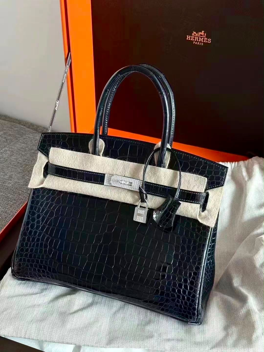 Hermes Birkin 30 Bleu Marine Shiny Porosus Diamond Gold Hardware