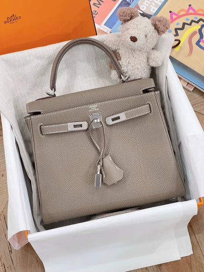 Hermès Kelly 25 Grey Togo leather palladium hardware
