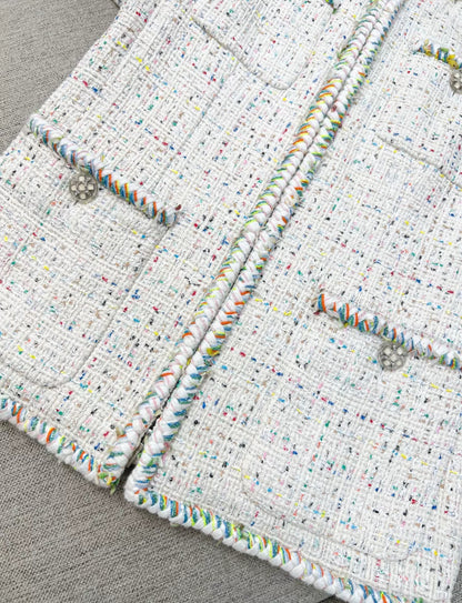 Chanel 19 ecru tweed jacket