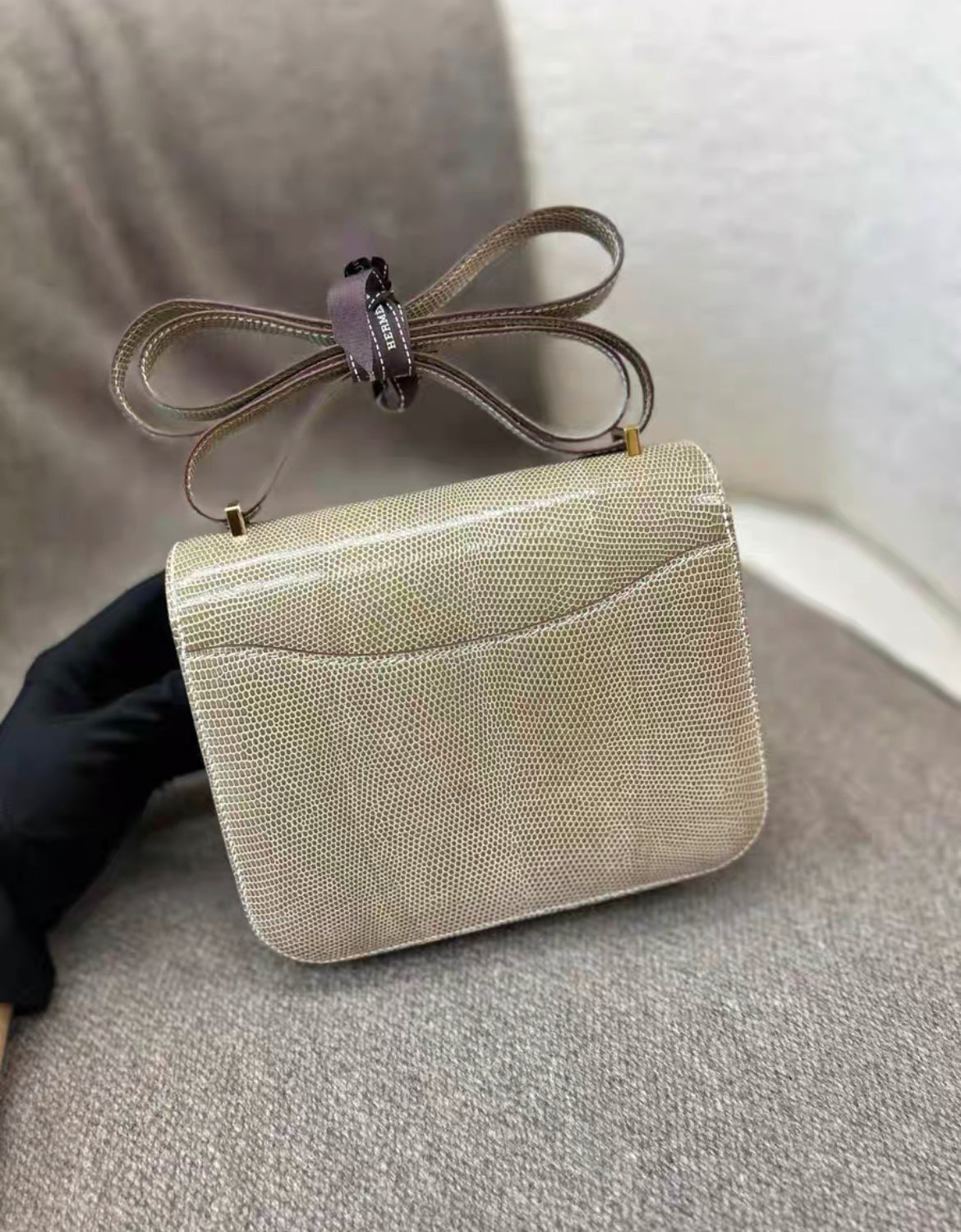 HERMES CONSTANCE 19 SHINY FICELLE NILOTICUS LIZARD WITH GOLD