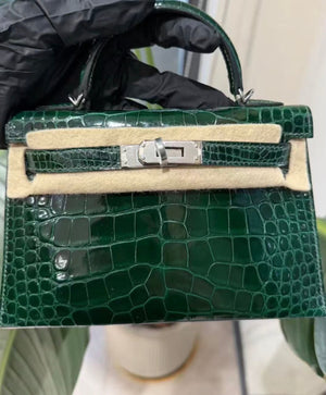 Hermès Mini Kelly 20 Vert Fonce shiny alligator leather palladium hardware