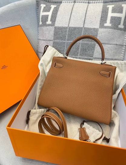 Hermès Kelly 28 Gold Togo Leather Palladium Hardware