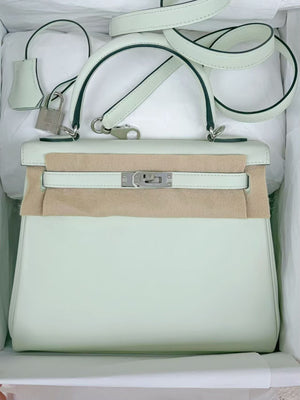 Hermès Kelly 25 Very fizz Swift Leather with Palladium Hardware