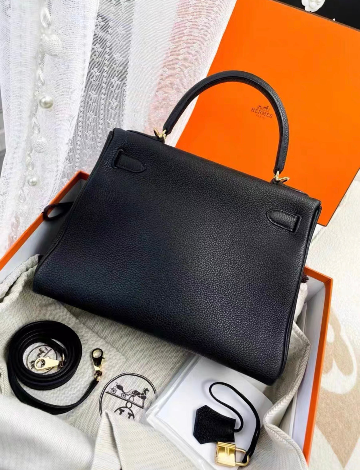 Hermes Kelly 28 Black Togo Leather Gold Hardware – Wararni.com