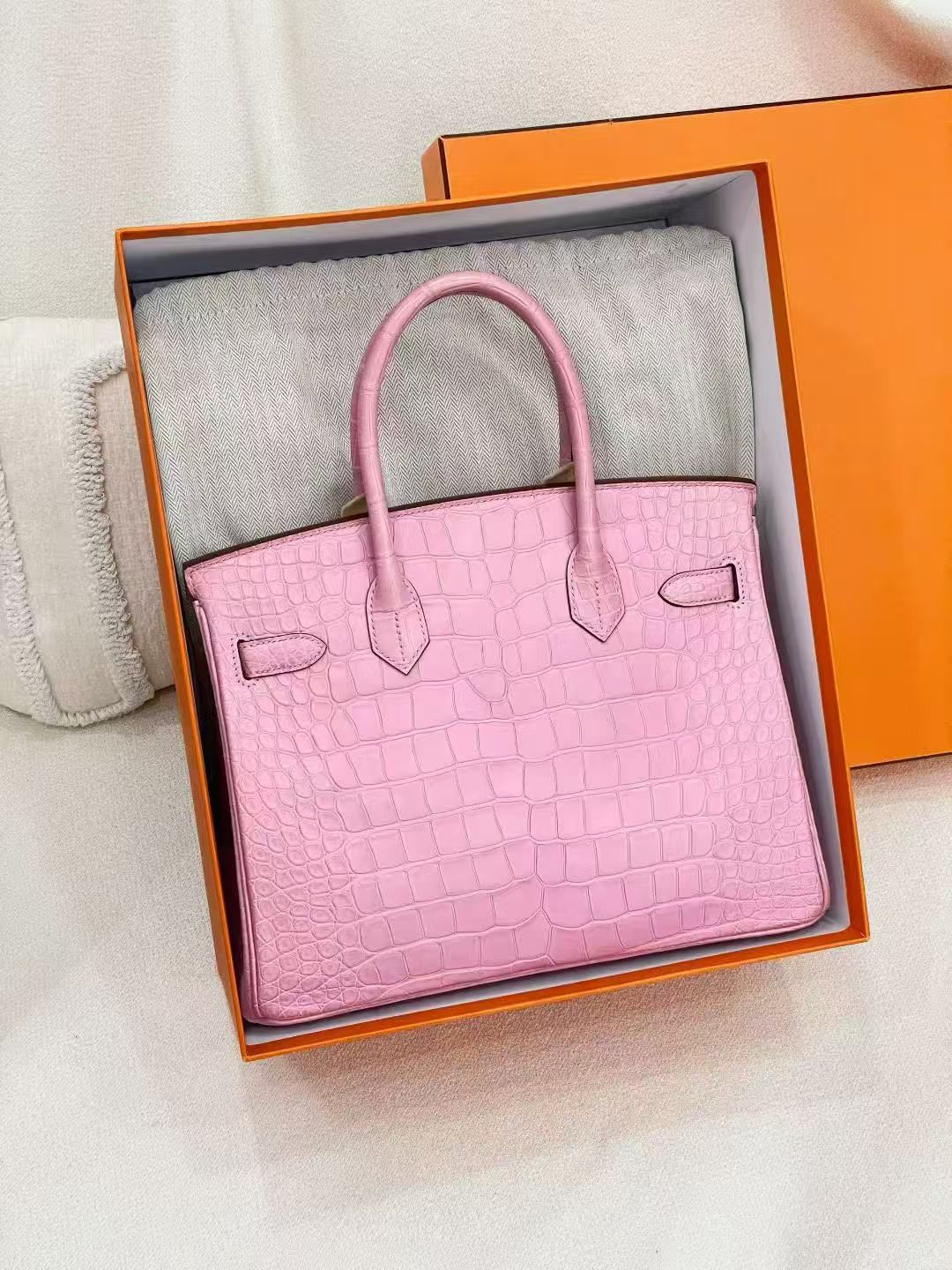 Hermès Birkin 30 Pink Bubblegum Matte Alligator - Wararni
