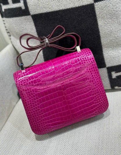 Hermès Constance 24 Fushia Shiny Alligator Palladium Hardware