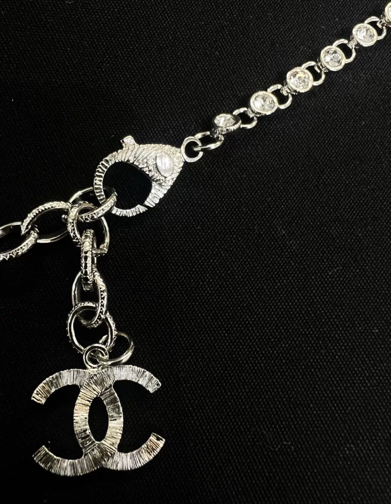 Chanel 23S bow diamond pearl double C waist chain