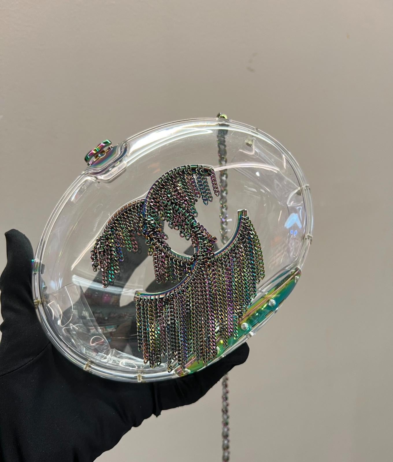 Chanel 2018 Cc Detailed Chain Embellished Acrylic Shoulder Bag