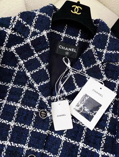 Chanel 24P Blue and White Tweed Jacket size 36