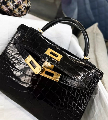 Hermès Mini Kelly Black Shiny Alligator Gold Hardware
