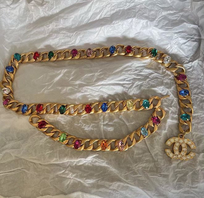 Extremely Rare Chanel 1995 magnificent bijoux belt with rhinestones