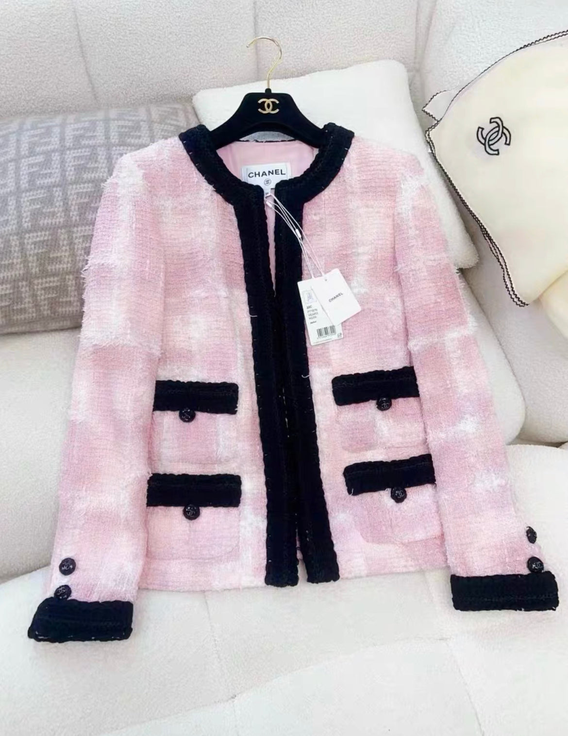 Chanel 22C Pink & Black Tweed Jacket size 36