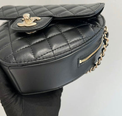 Chanel Heart Bag SS22 Large size in Black