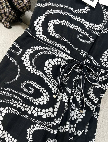 Chanel 25M black and white printed dress