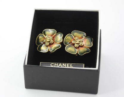 Chanel Vintage 03P Gripoix Green Orange Floral CC Clip-on Earrings