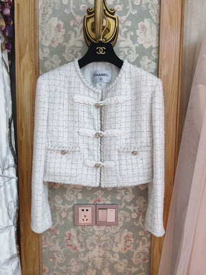 Chanel 25A heavy-duty checkered short jacket