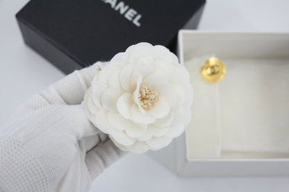 Chanel Vintage 81-85 Fabric White Camellia Brooch