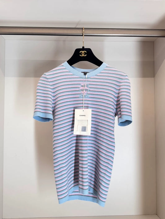 Chanel 25B Blue-purple print knit T-shirt