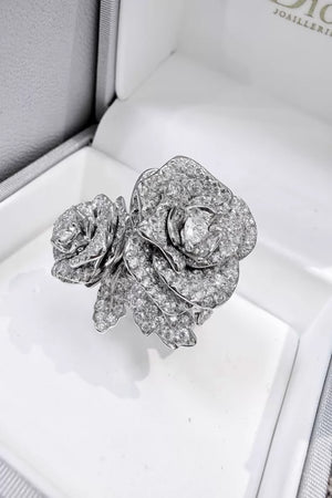 Dior Rose Bagatelle white gold ring with two roses and full diamonds
