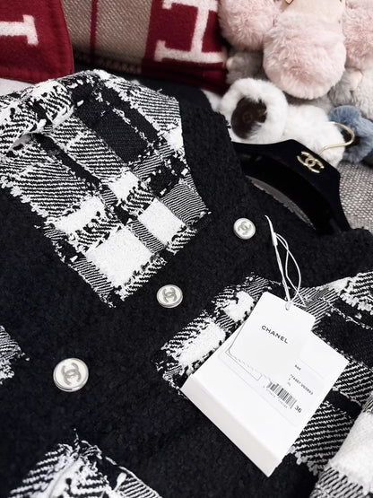 Chanel 23P black and white tweed jacket
